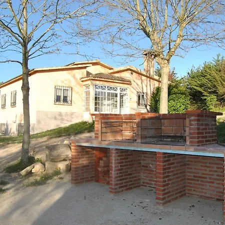 Semesterbostad Casa Rural La Ermita Del Viso Monterrubio de Armuna