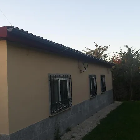 Casa Rural La Ermita Del Viso * Monterrubio de Armuna