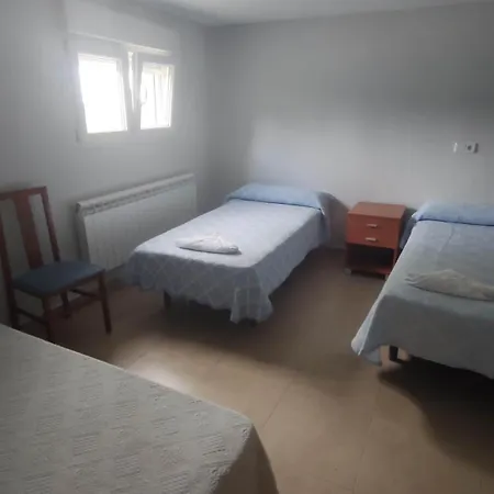 Semesterbostad Casa Rural La Ermita Del Viso *