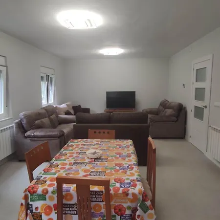 Casa Rural La Ermita Del Viso * Monterrubio de Armuna